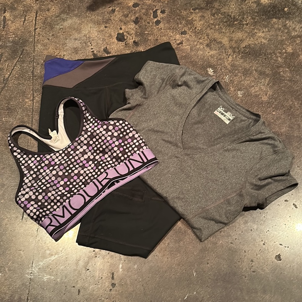 Under Armour Set - Capris, Bra, Shirt